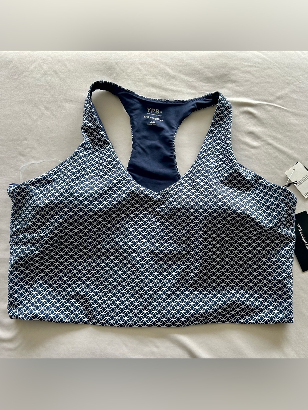 A&F YPB Sculptlux Racerback V-Neck Cropped Tank in Navy Geometric Pattern